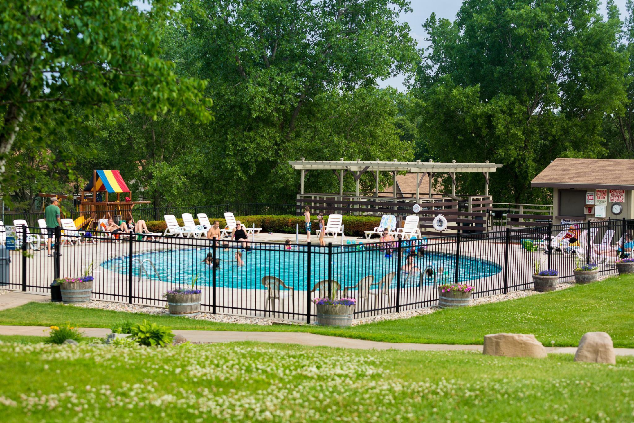 Tamarack Wisconsin Dells, A Ramada By Wyndham Hotel Lake Delton Exterior photo