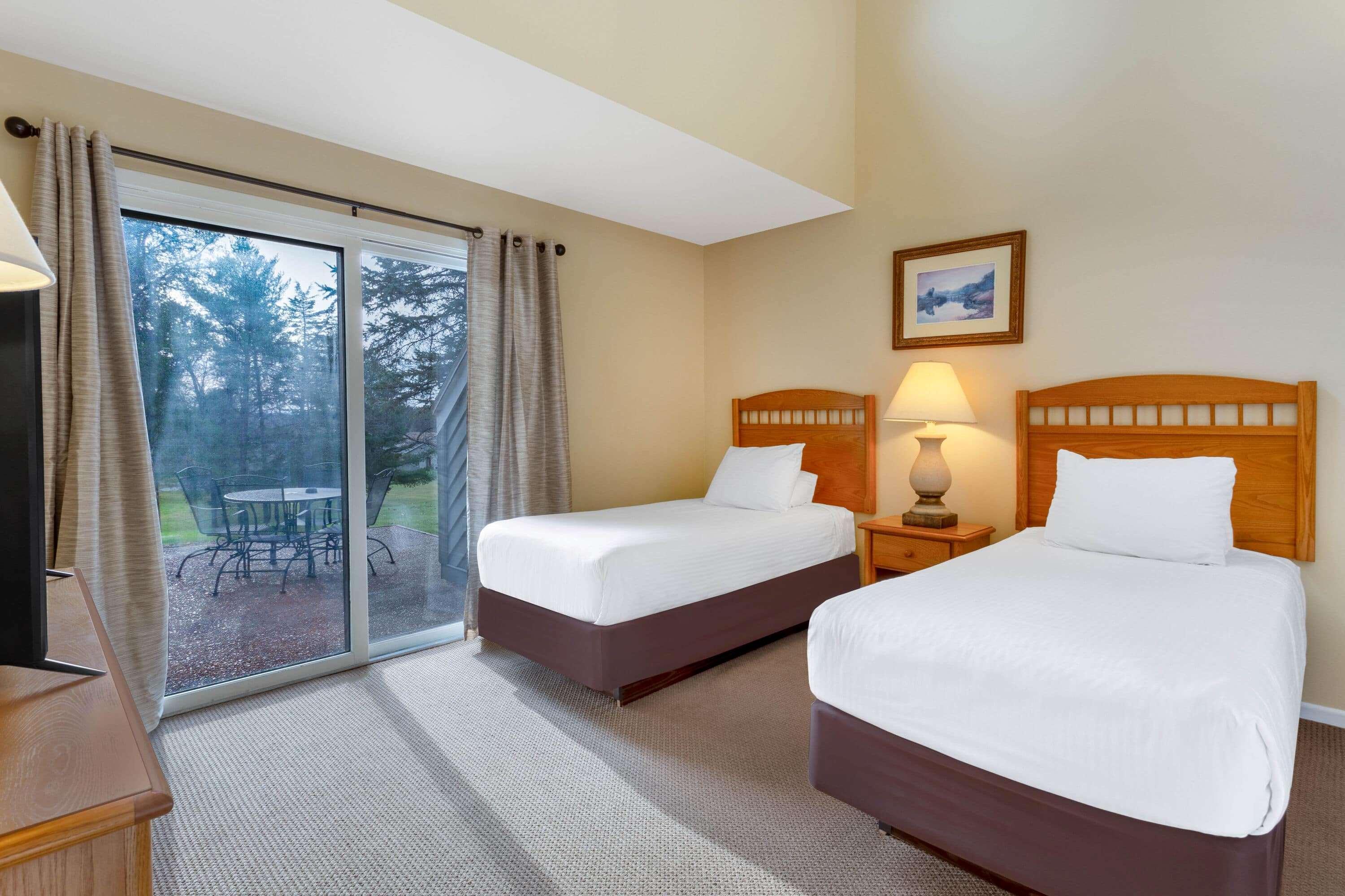 Tamarack Wisconsin Dells, A Ramada By Wyndham Hotel Lake Delton Exterior photo