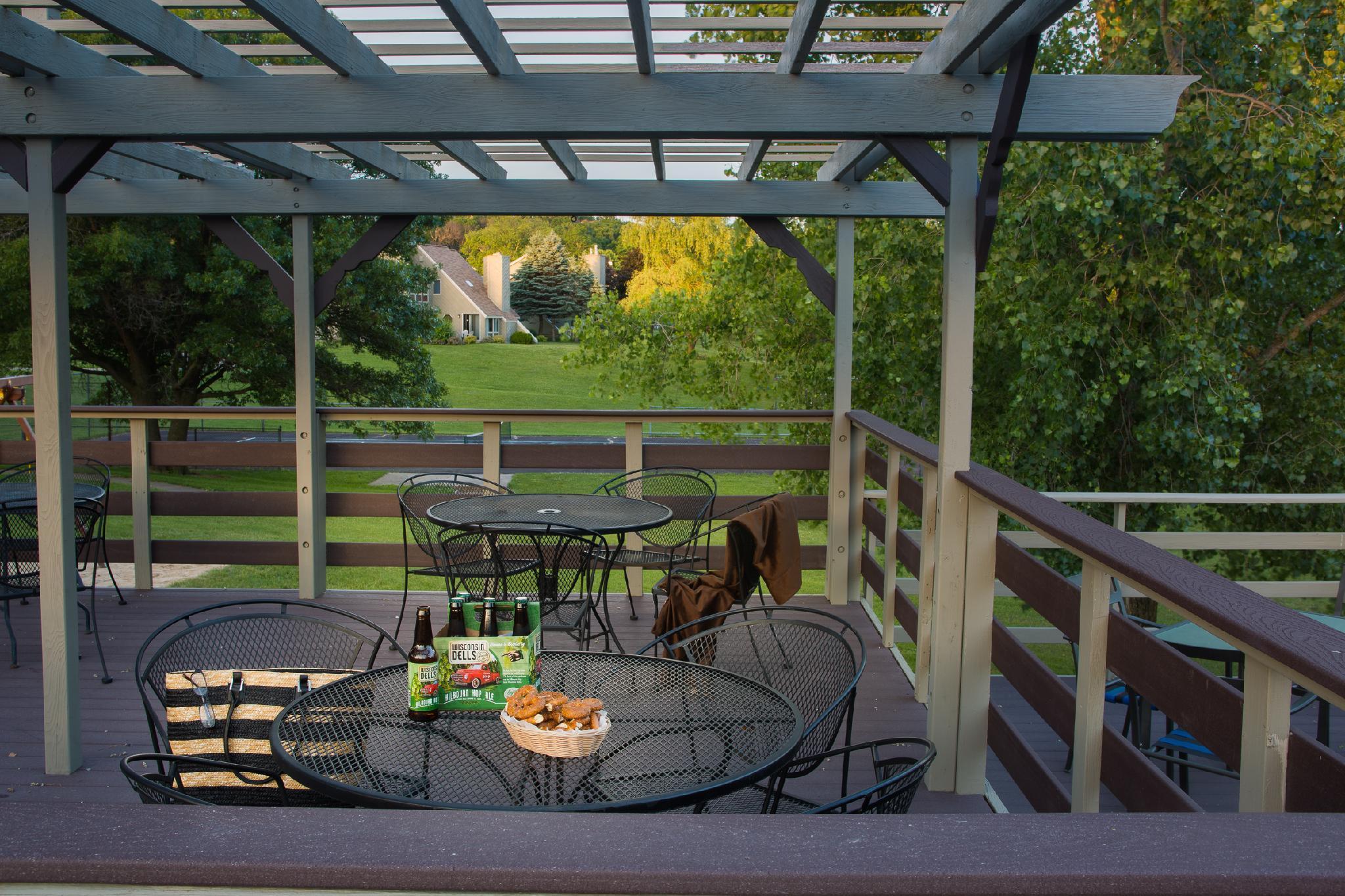 Tamarack Wisconsin Dells, A Ramada By Wyndham Hotel Lake Delton Exterior photo